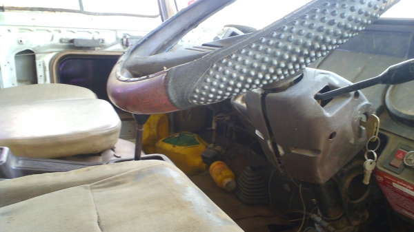 สิบล้อเทลเล่อร์ HINO KT920 เครื่อง F18 บรรทุก รถแบคโฮ CAT 320 ได้ มีทะเบียน ราคาต่อรอง