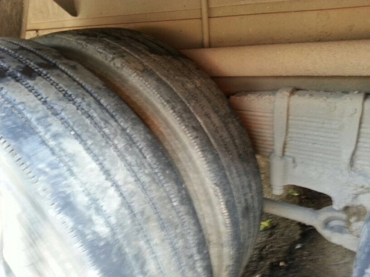 รถฮีโน่ 12 ล้อ พื้นเรียบ 280 แรงม้า. สนใจติดต่อ 081 - 6079515 รถฮีโน่ 12 ล้อ พื้นเรียบ 280 แรงม้า. สนใจติดต่อ 081 - 6079515