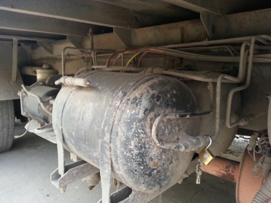 รถฮีโน่ 12 ล้อ พื้นเรียบ 280 แรงม้า. สนใจติดต่อ 081 - 6079515 รถฮีโน่ 12 ล้อ พื้นเรียบ 280 แรงม้า. สนใจติดต่อ 081 - 6079515