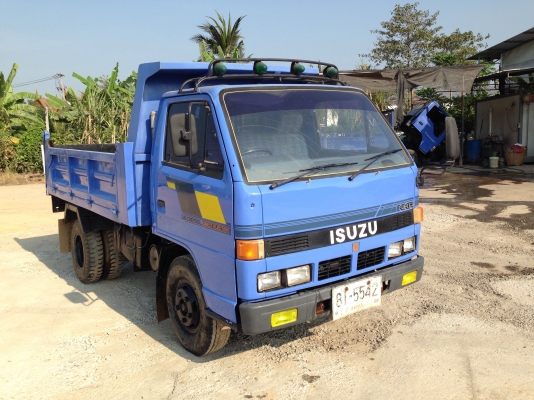 6ล้อดั้มเล็ก3คิวอีซูซุ