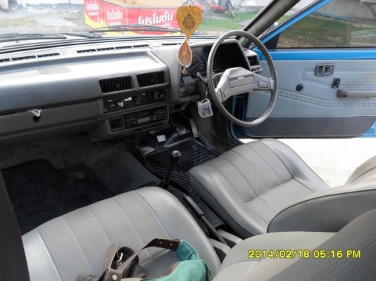 ขายรถนิสสัน ซันนี่ B11 เครื่องเดิม1.3 เกียร์ธรรมดา ภายในสวยเดิม สะอาด สีเต็มเงา แต่งสติ๊กเกอร์ รถขับด พร้อมใช้ครับ
