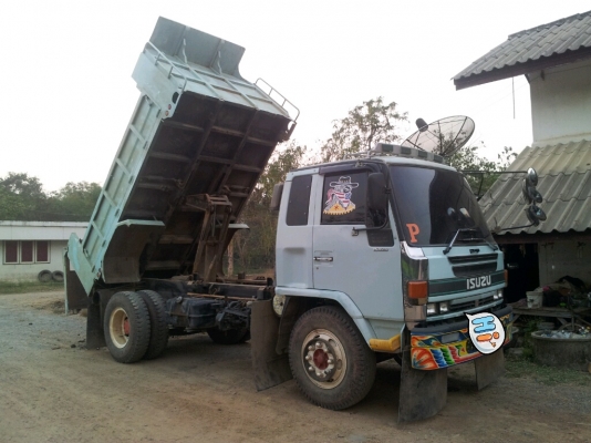 6 ล้อใหญ่  isuzu ราคา 795,000