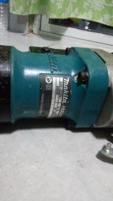 เครื่องสกัดคอนกรีตไฟฟ้ายี่ห้อmakita