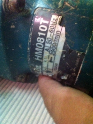 MAKITA HM0810TA เครื่องสกัดคอนกรีต 17mm(11/16")900W 5.5kg