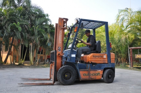 ขายFORKLIFT TOYOTA 5FG 1.5ตันสภาพเดิมๆจากญี่ปุ่น ยังไม่เคยใช้งานในไทย 85,000บาท