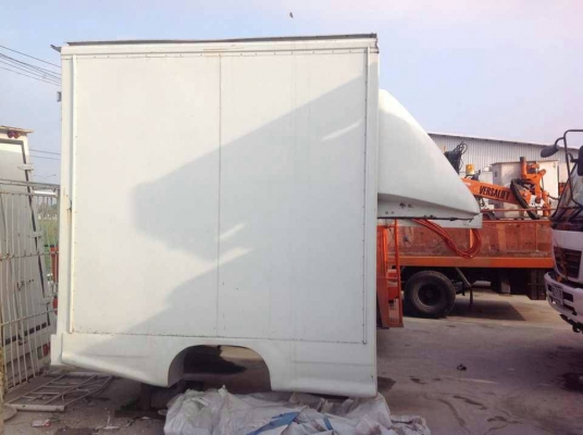 ตู้บรรทุกใส่รถดีแม็กซ์