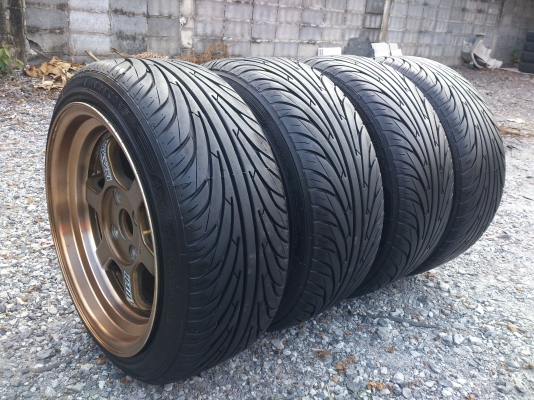 ขายแม็กขอบ15 4รู100 หน้า7หลัง8นิ้ว พร้อมยาง185/45R15 ปี13 ดอกยางสวยลึกเท่ากันสภาพยาง90\% 1 ชุด