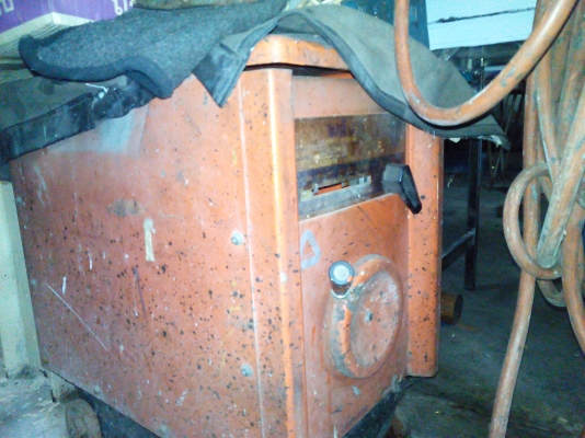 ตู้เชื่อมรุ่นเก่า300แอมป์ทองแดงแท้ทนทานงานหนัก