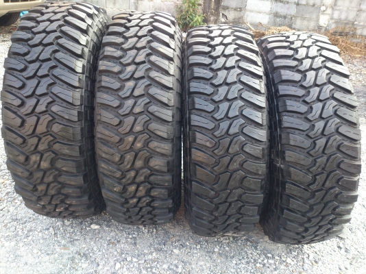 ขายแม็ก TOYOTA 6รู พร้อมยางTHUNDERER 285/75R16 ยางปี11 ดอกยางสวยลึกเท่ากันไม่ร้าวไม่แตกลายสภาพยาง90\% 1 ชุด