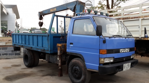 ขายด่วนหกล้อ115ของแท้ติดเครนสภาพพร้อมใช้ราคาโคตรถูกรีบโทร0801515451