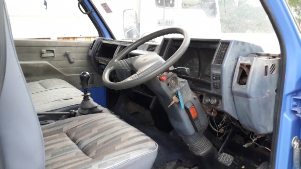 ขายด่วนหกล้อ115ของแท้ติดเครนสภาพพร้อมใช้ราคาโคตรถูกรีบโทร0801515451