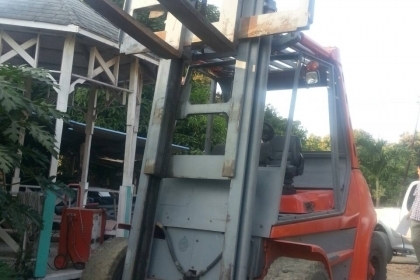 รถโฟลคลีฟขนาดยกใด้6ตันยี่ห้อ LINDE AG ยกใด้สูง5เมตรเครื่องดีเซล