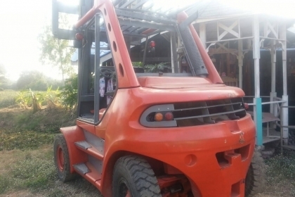 รถโฟลคลีฟขนาดยกใด้6ตันยี่ห้อ LINDE AG ยกใด้สูง5เมตรเครื่องดีเซล