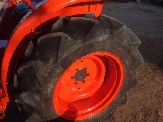 ปัญญาแทรคเตอร์มาแล้ว...จัดมาตามคำเรียกร้อง คูโบต้า L3608 ใบมีดคานล่าง  ผาน6x22 โรตาลี่ตราช้าง 163 อุปกรณ์ 3 ชิ้นเลย จัดส่ง ต.ไตรตรึงค์ อฺเมือง จ.กำแพงเพชร