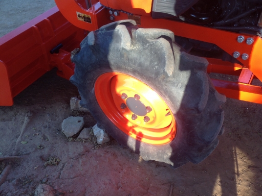 ปัญญาแทรคเตอร์มาแล้ว...จัดมาตามคำเรียกร้อง คูโบต้า L3608 ใบมีดคานล่าง  ผาน6x22 โรตาลี่ตราช้าง 163 อุปกรณ์ 3 ชิ้นเลย จัดส่ง ต.ไตรตรึงค์ อฺเมือง จ.กำแพงเพชร