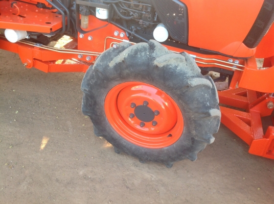 ปัญญาแทรคเตอร์มาแล้ว...จัดมาตามคำเรียกร้อง คูโบต้า L3608 ใบมีดคานล่าง  ผาน6x22 โรตาลี่ตราช้าง 163 อุปกรณ์ 3 ชิ้นเลย จัดส่ง ต.ไตรตรึงค์ อฺเมือง จ.กำแพงเพชร