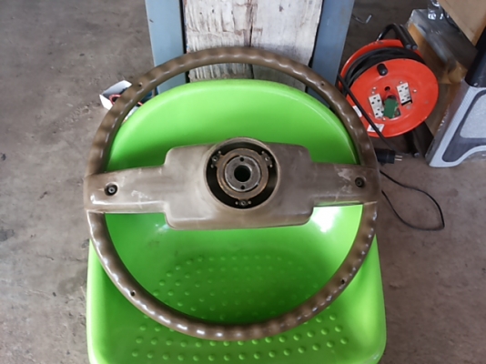 ขายพวงมาลัยRN36(ม้ากระโดด)4wd 1,500บ. ขายพวงมาลัยRN36(ม้ากระโดด)4wd 1,500บ.