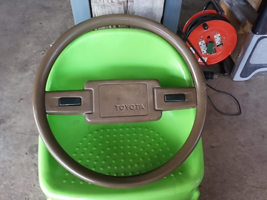 ขายพวงมาลัยRN36(ม้ากระโดด)4wd  1,500บ.