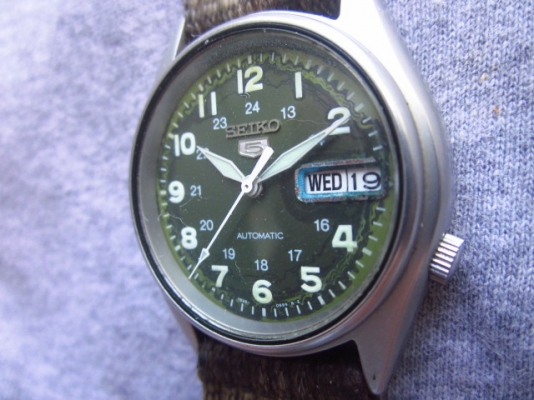 +++++ SEIKO เขียวทหาร +++++ +++++ SEIKO เขียวทหาร +++++