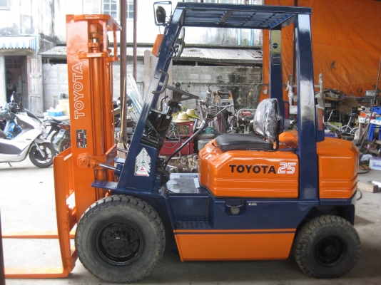 ขายรถยTOYATA FORKLIFT 5FG25 พร้อมใช้งาน ขายรถยTOYATA FORKLIFT 5FG25 พร้อมใช้งาน