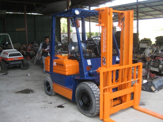 ขายรถยTOYATA FORKLIFT 5FG25 พร้อมใช้งาน ขายรถยTOYATA FORKLIFT 5FG25 พร้อมใช้งาน