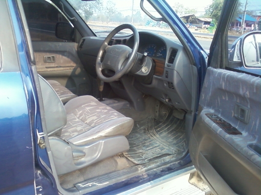 ขายสปอร์ตไลเดอร์ D4D รถครอบครัวอเนกประสงค์