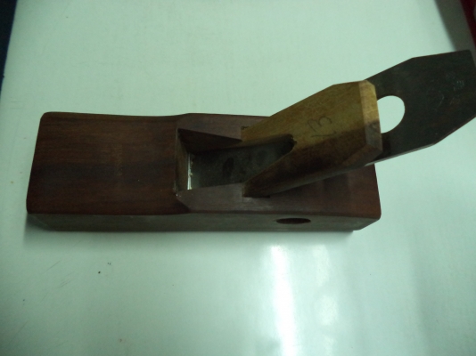 ขายกบไม้ธรรมศักดิ์(กบล้าง)เบอร์13 ขนาด9นิ้ว สวยๆราคาถูกมากๆ