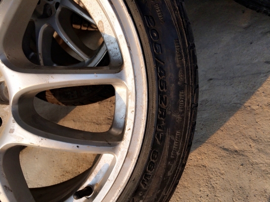 ขาย แม็กมือ2พร้อมยาง\%สภาพดี ขาย แม็กมือ2พร้อมยาง\%สภาพดี