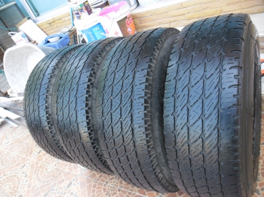 ขายล้อ bradley สีดำ พร้อมยางnitto 265/70/16 ปี 11 ขายล้อ bradley สีดำ พร้อมยางnitto 265/70/16 ปี 11