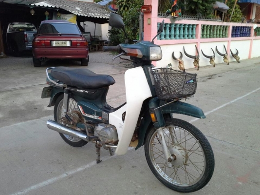 ดรีมคุรุสภารุ่นแรกสีเขียว(หายาก)ทะเบียนโอนเดิมๆ15500บาท