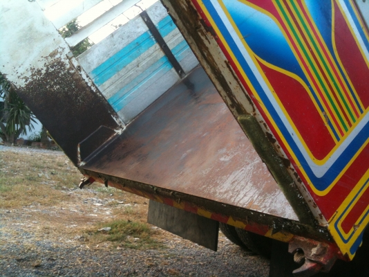 ขายรถ 6 ล้อดั้ม Mitsubushi Canter เครื่อง 4D32 110 แรง ทะเบียน ม.79