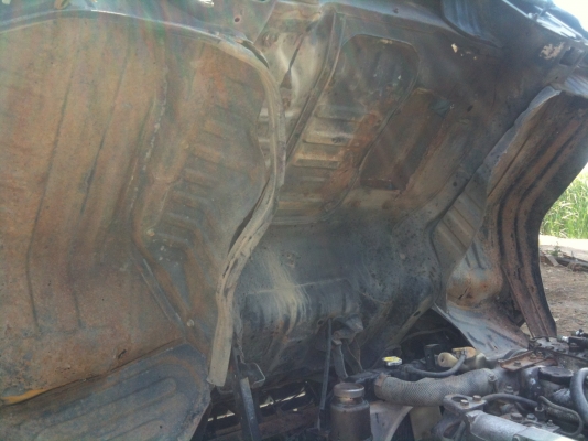 ขายรถ 6 ล้อดั้ม Mitsubushi Canter เครื่อง 4D32 110 แรง ทะเบียน ม.79