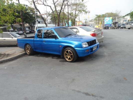 ขายรถกระบะ มิตซูบิชิ strada