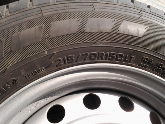 ขายล้อกระทะพร้อมยาง  ISUZU D-MAX ALL NEW ขอบ15" เป็นของเดิมถอดป้ายแดง