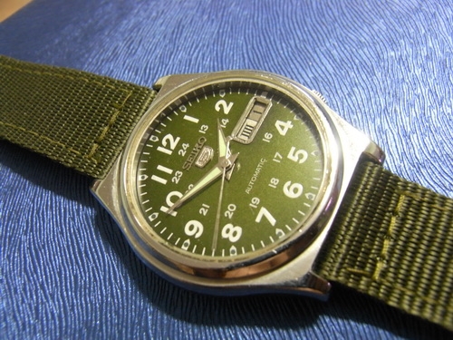 19ก.พ.((น้าเล็ก)) นำเสนอนาฬิกาข้อมือ