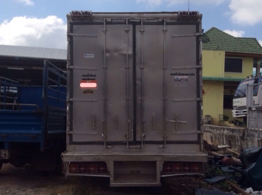 ตู้เปียก