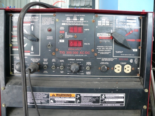 ขายเครื่องเชื่อม TIG ยี่ห้อ LINCOLN ขายเครื่องเชื่อม TIG ยี่ห้อ LINCOLN