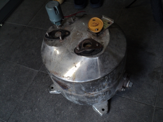 ขายด่วนถังลมปั้มน้ำสแตนเลสใช้กับHITACHI