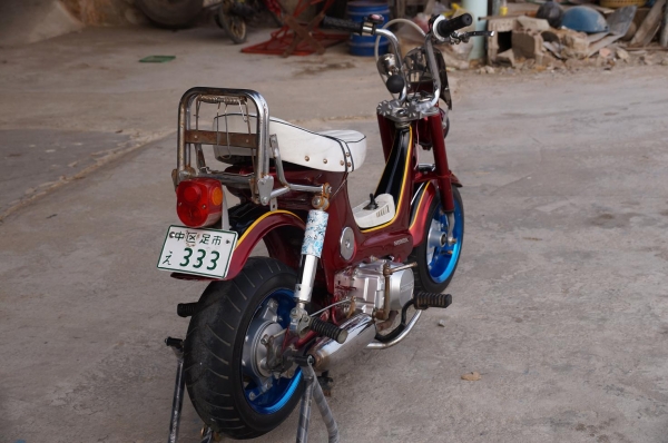 มาอีกแล้วครับ HONDA ชาลี แต่ง สวย สวย เครื่อง LIFAN 125 CC เอกสารอินวอย รถเครื่องดี มาก ๆ ขับแน่น ๆ ดิสเบลคหน้า สวยจัด สภาพตามรูป สีใหม่ พร้อมใช้เลยครับ