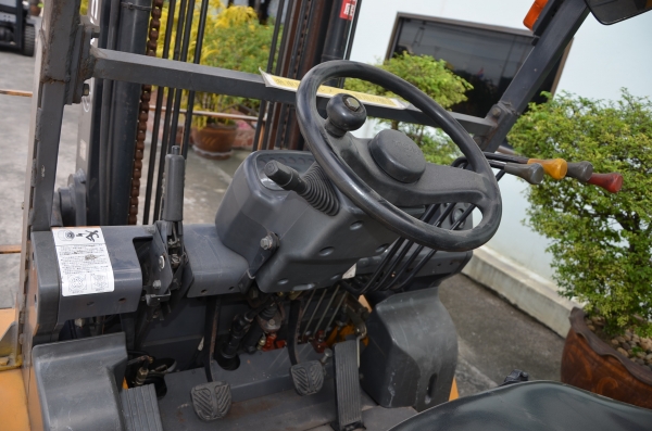 ขาย Tcm FG30T6 เบนซิน Nissan H25 ออโต้	3 ตัน ยกสูง	4 เมตร