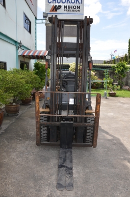 ขาย Tcm FG30T6 เบนซิน Nissan H25 ออโต้	3 ตัน ยกสูง	4 เมตร