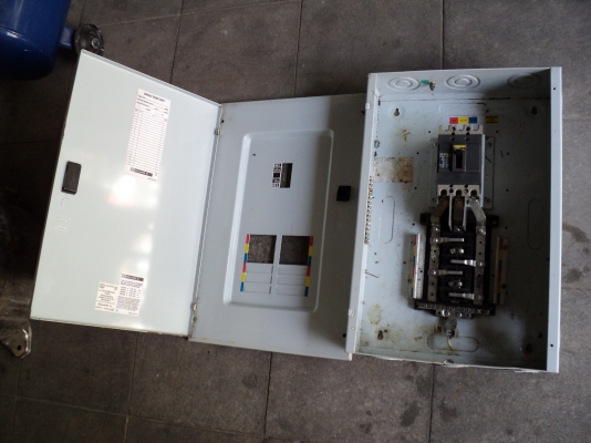 ขายด่วนตู้สแควร์-ดี 3เฟส เมน 50 แอมป์ ขายด่วนตู้สแควร์-ดี 3เฟส เมน 50 แอมป์