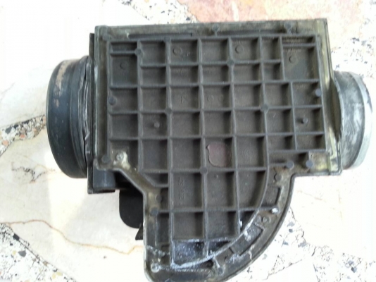 แอร์โฟร์ิ BMW E30  เบอร์050