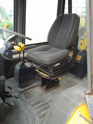 ต้องการขายรถตักหน้าขุดหลังยี่ห้อ JCB-3CX รถนอกนำเข้าจากญี่ปุ่น