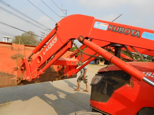 ขายรถแทรกเตอร์ คูโบต้า รุ่น M8540 มือสอง สักคัน