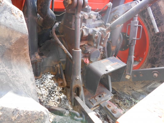 ขายรถแทรกเตอร์ คูโบต้า รุ่น M8540 มือสอง สักคัน