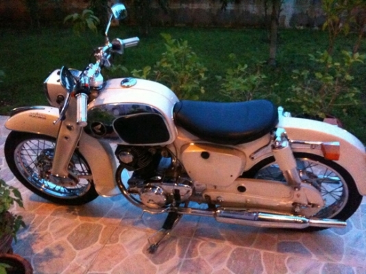 ขาย c95  ทะเบียนแท้สีขาว. โอนได้