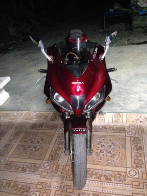 ด่วนๆขาย vfr 400 nc24 สำเนาทะเบียนแท้+ใบแจ้งความเล่มทะเบียนหาย มี พรบ. โอนไม่ได้ ต่อภาษีไม่ได้ ขี่ได้อย่างเดียวไปได้ทั่วประเทศไม่โดนจับหรือโดนยึดแน่นอน " นอกนั้นตามรูปทุกอย่าง ราคา 40,000 บาท ต่อลองได้ครับ สอบถามที่เบอร์ 092-6429114 ตลอด24 ซม. รถอยู่