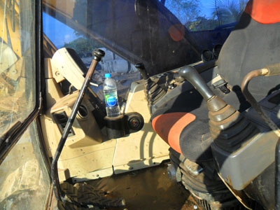 .Catterpillar 320C ไฟฟ้าครบ เอกสารครบ ช่วงล่าง 80\% ทำงานได้เลย .Catterpillar 320C ไฟฟ้าครบ เอกสารครบ ช่วงล่าง 80\% ทำงานได้เลย