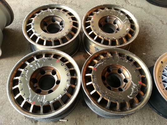 ล้อลาย oz 15&times;7" 6รู139.7